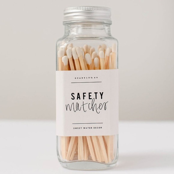 🔥 OVERSIZED SAFETY MATCHES 🔥 IN CUTE GLASS JAR BRAND NEW IN BOX - Picture 1 of 5